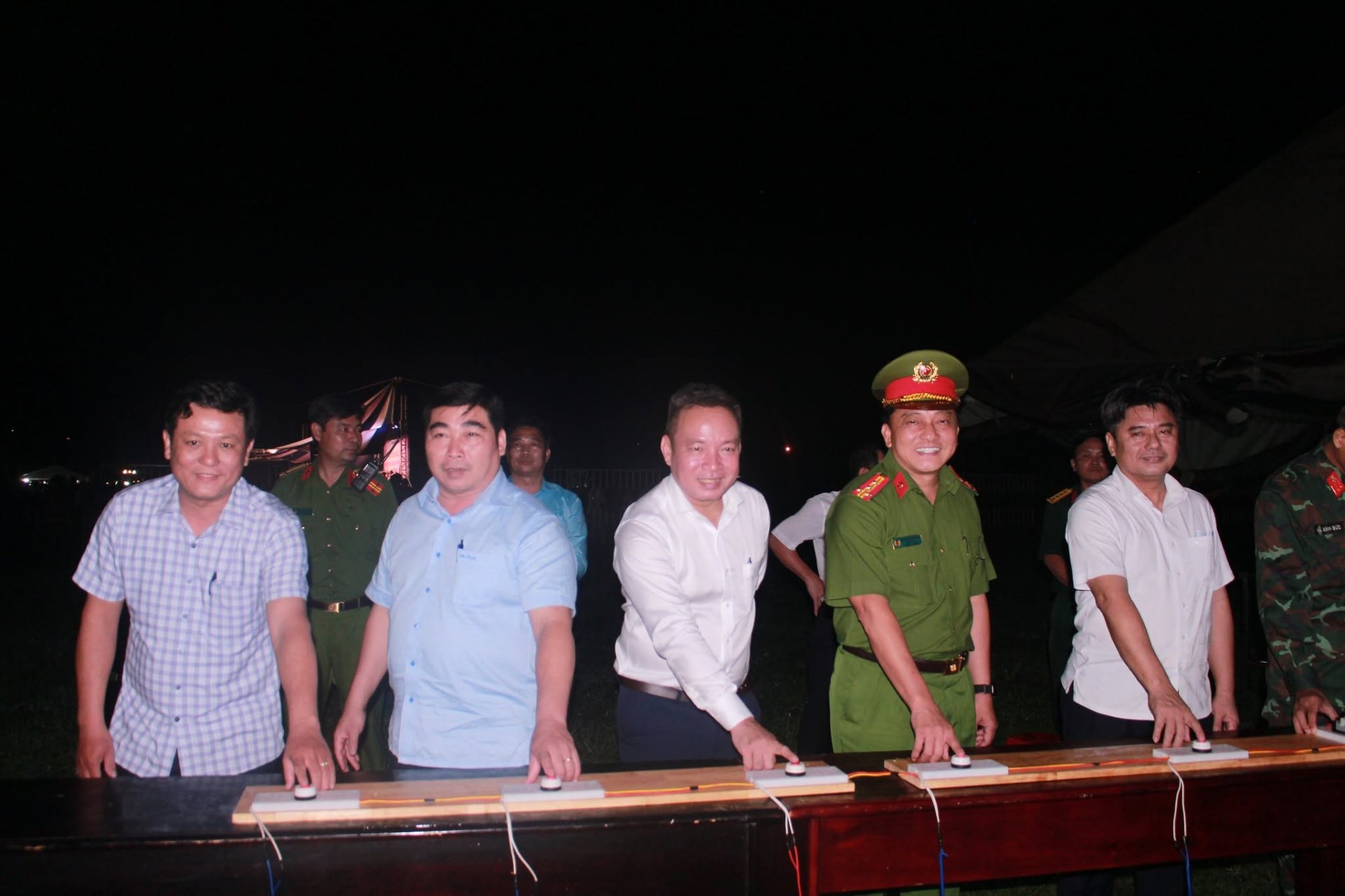 Xã Dầu Tiếng Tổ chức Chương trình  nghệ thuật và bắn pháo hoa chào mừng kỷ niệm 50 năm ngày Thành phố Sài Gòn – Gia Định chính thức vinh dự mang tên Chủ tịch Hồ Chí Minh (02/7/1976 – 02/7/2026)