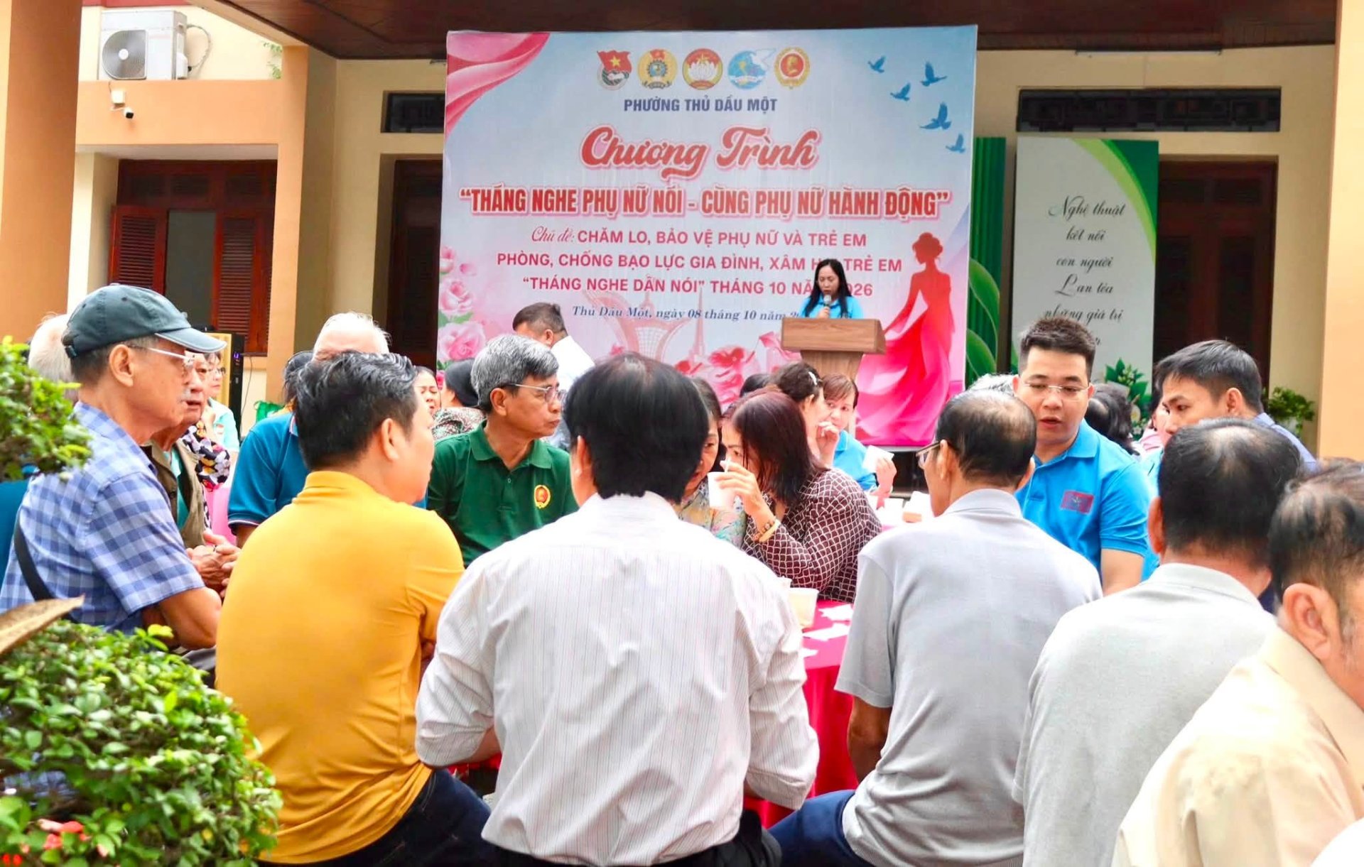 Chương trình Lắng nghe phụ nữ nói - cùng phụ nữ hành động