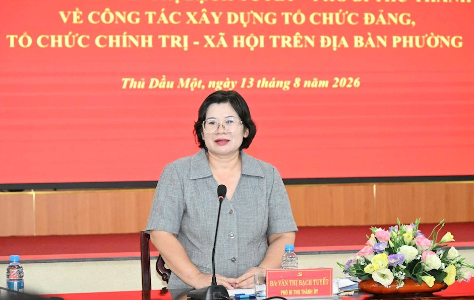 TPHCM TIẾP TỤC SẮP XẾP CÁN BỘ CẤP XÃ THEO NĂNG LỰC, SỞ TRƯỜNG